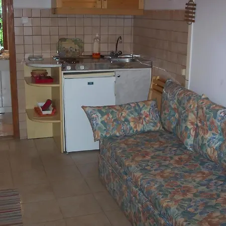 شقة In Mit Terrasse Und Grill